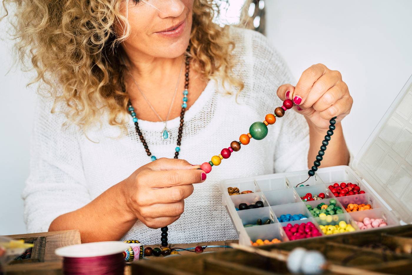7 idées DIY incroyables pour fabriquer des bracelets fantaisie pour femmes
