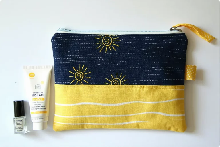 Coudre une pochette à crème solaire et accessoires, tuto spécial débutant en couture
