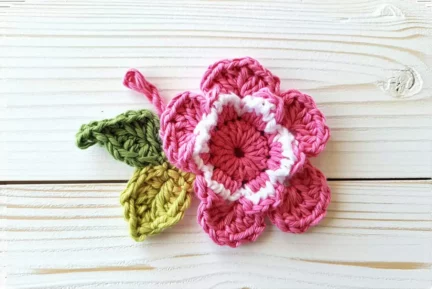 Créer une fleur en crochet décorative pour débutant