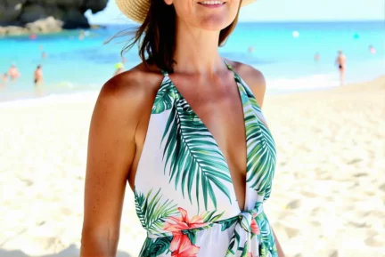 Tuto couture : créer une robe de plage fluide à porter sur le maillot