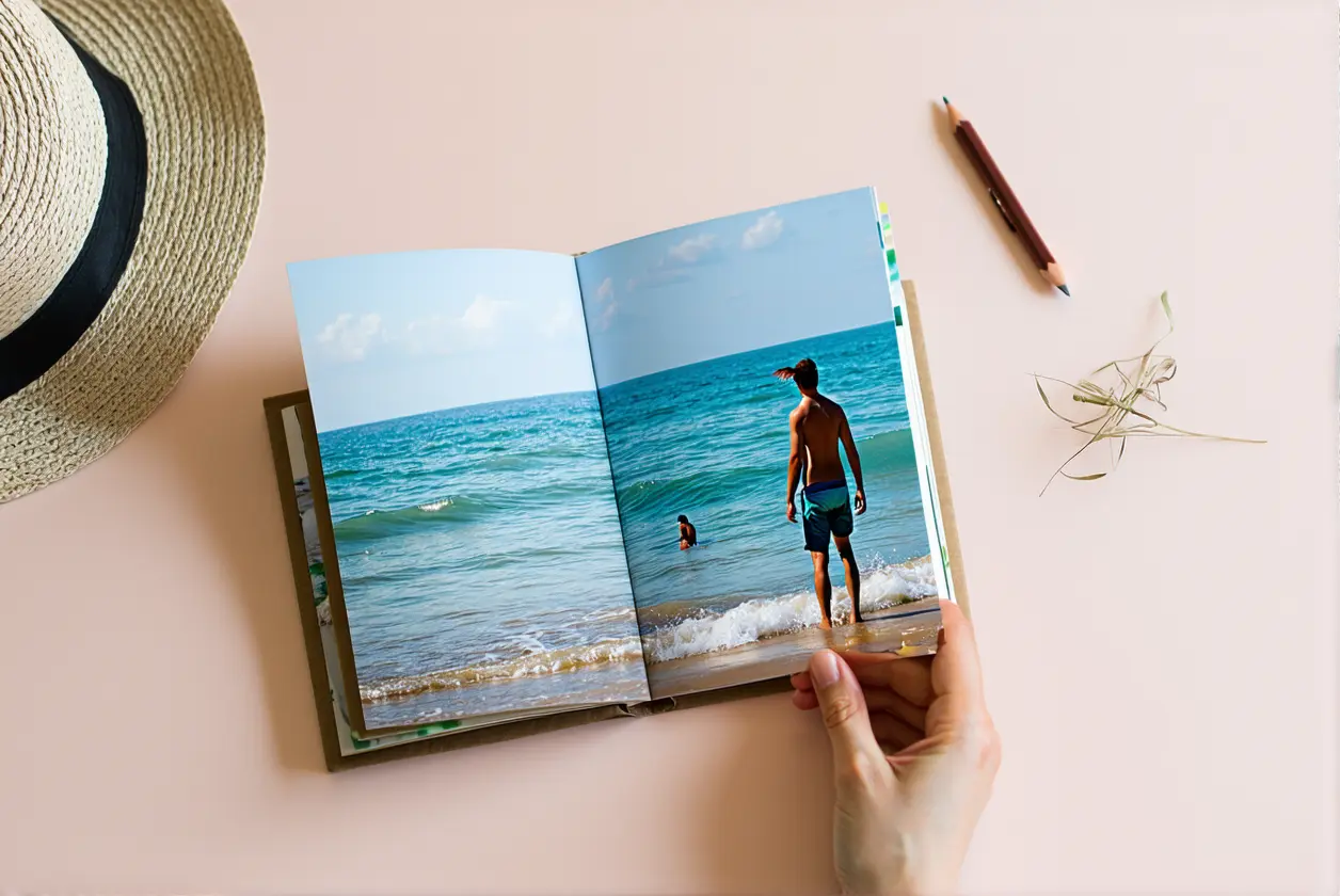 Souvenirs d’été : fabriquez un livre photo à la main
